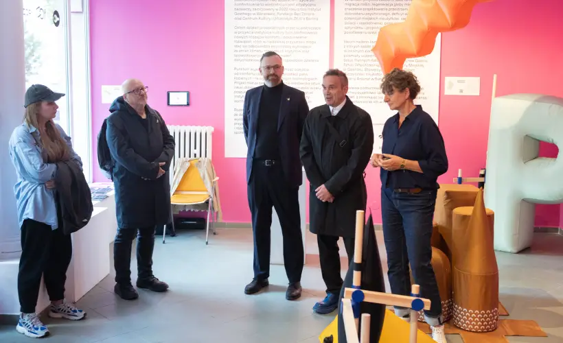 zdjęcie z wystawy Laboratorium badań nad szczęściem