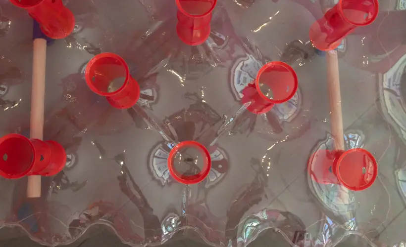 zdjęcie z wystawy Laboratorium badań nad szczęściem